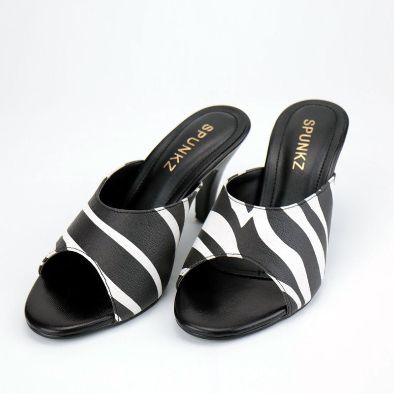 Zebra Heels - Women Chunky Heeled Leather Sandal