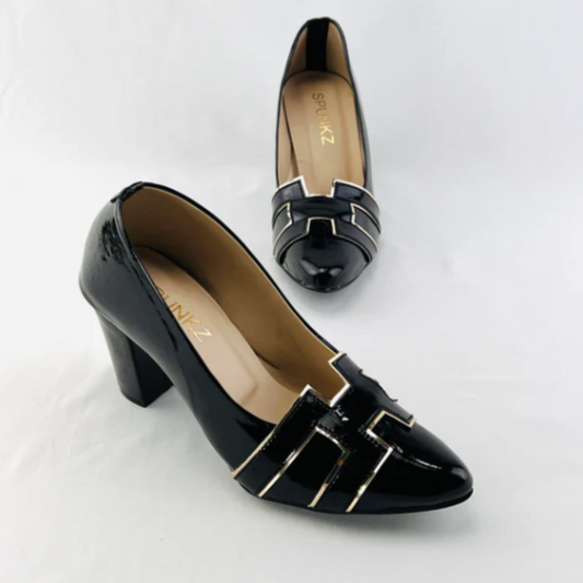 The Essential Black Stiletto Heel | Classic Pointed-Toe Pumps