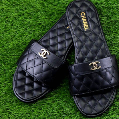 Quilted Leather Flat Slippers Women’s Flip Flops