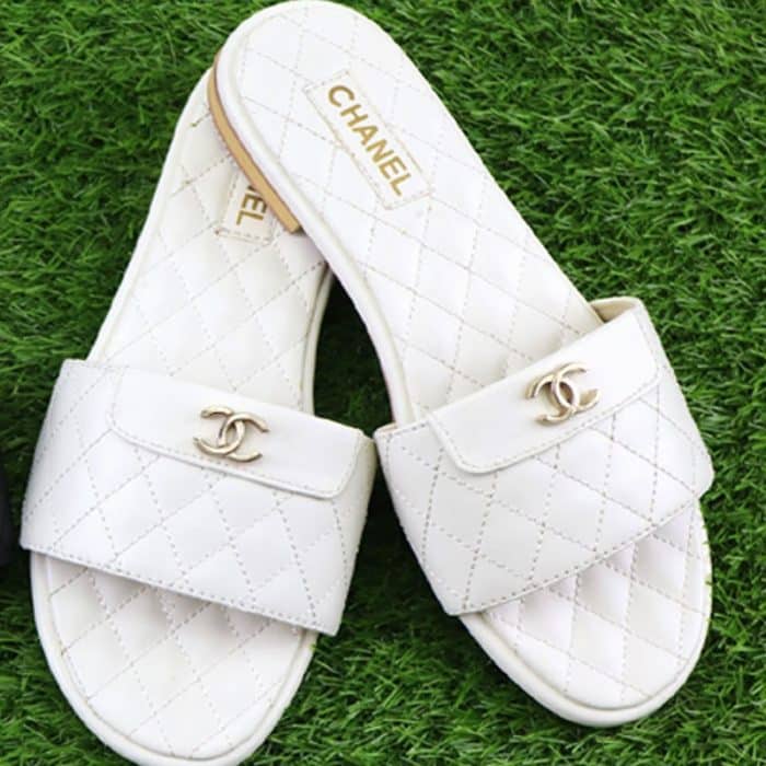 Quilted Leather Flat Slippers Women’s Flip Flops