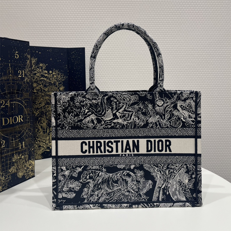 Black Dior Shopping Bag With Soft - Canvas Wall Art