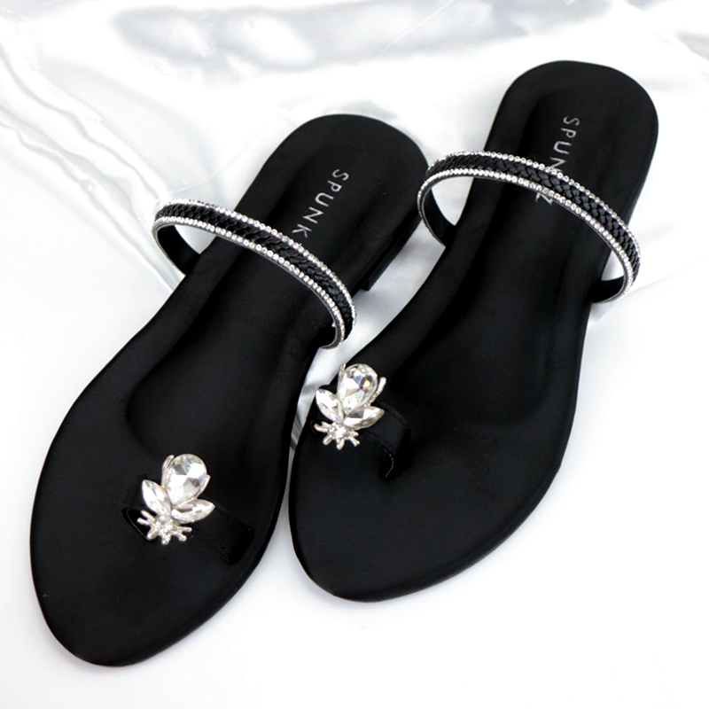 Fancy black flat 2024 sandals