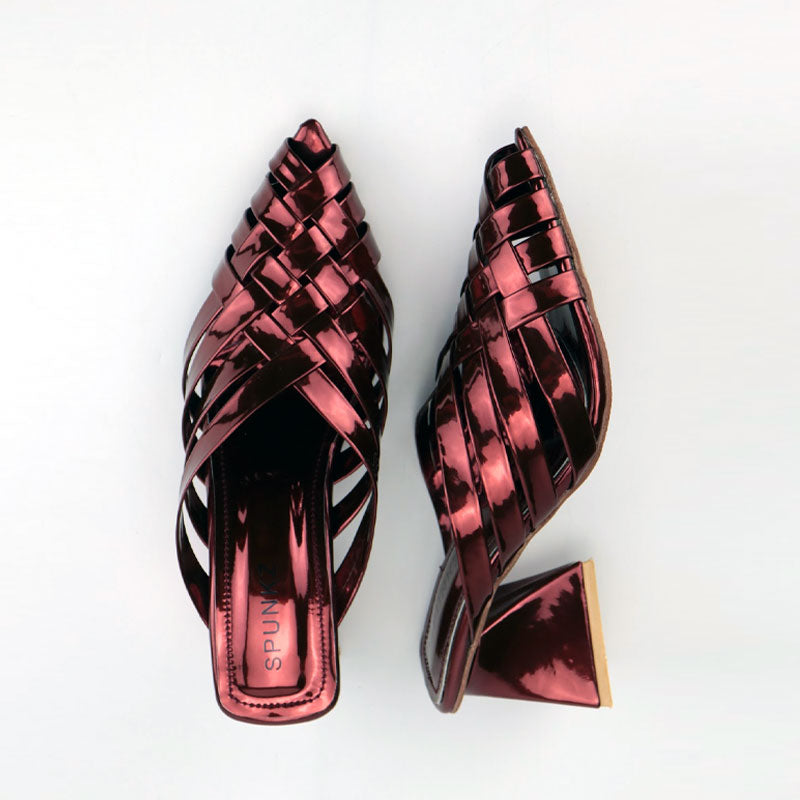 Vintage Cross Strap Pointed Toe Triangle Heel Shoes