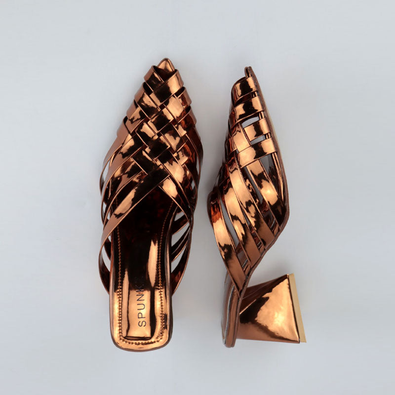 Vintage Cross Strap Pointed Toe Triangle Heel Shoes